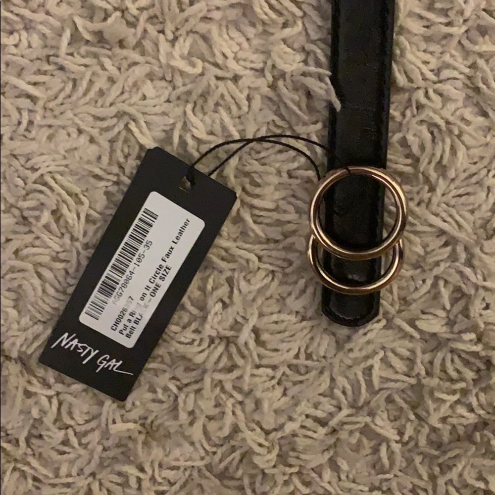 Put A Ring On it Circle Faux Leather Belt